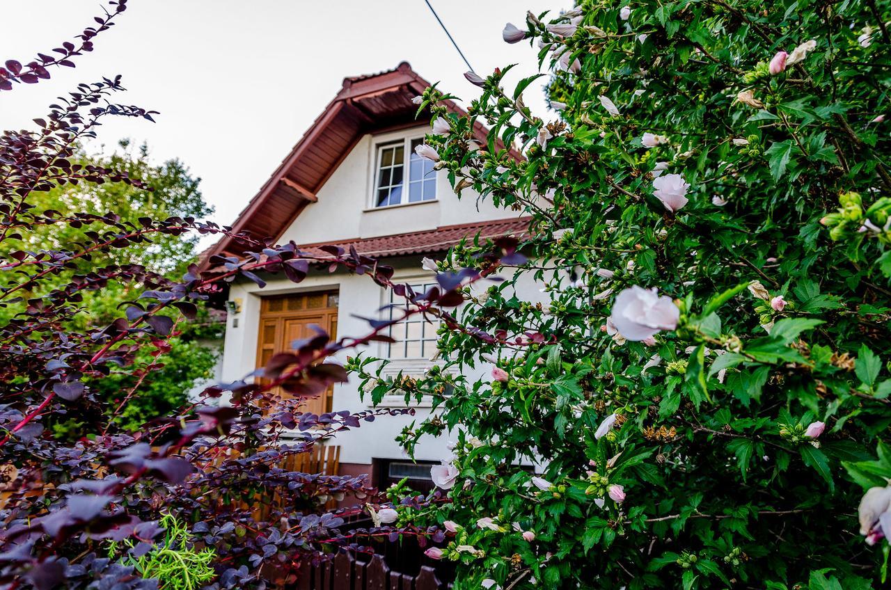 Parkland Inn Erd Exterior foto